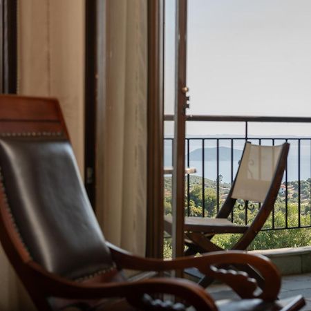 Oreiades Guesthouse Parthenón エクステリア 写真