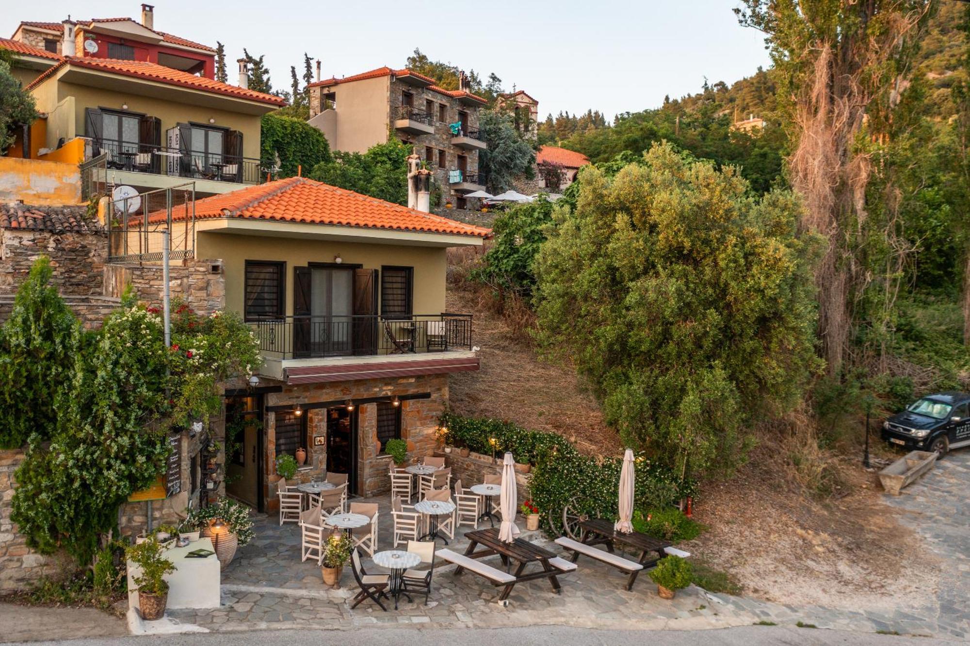Oreiades Guesthouse Parthenón エクステリア 写真