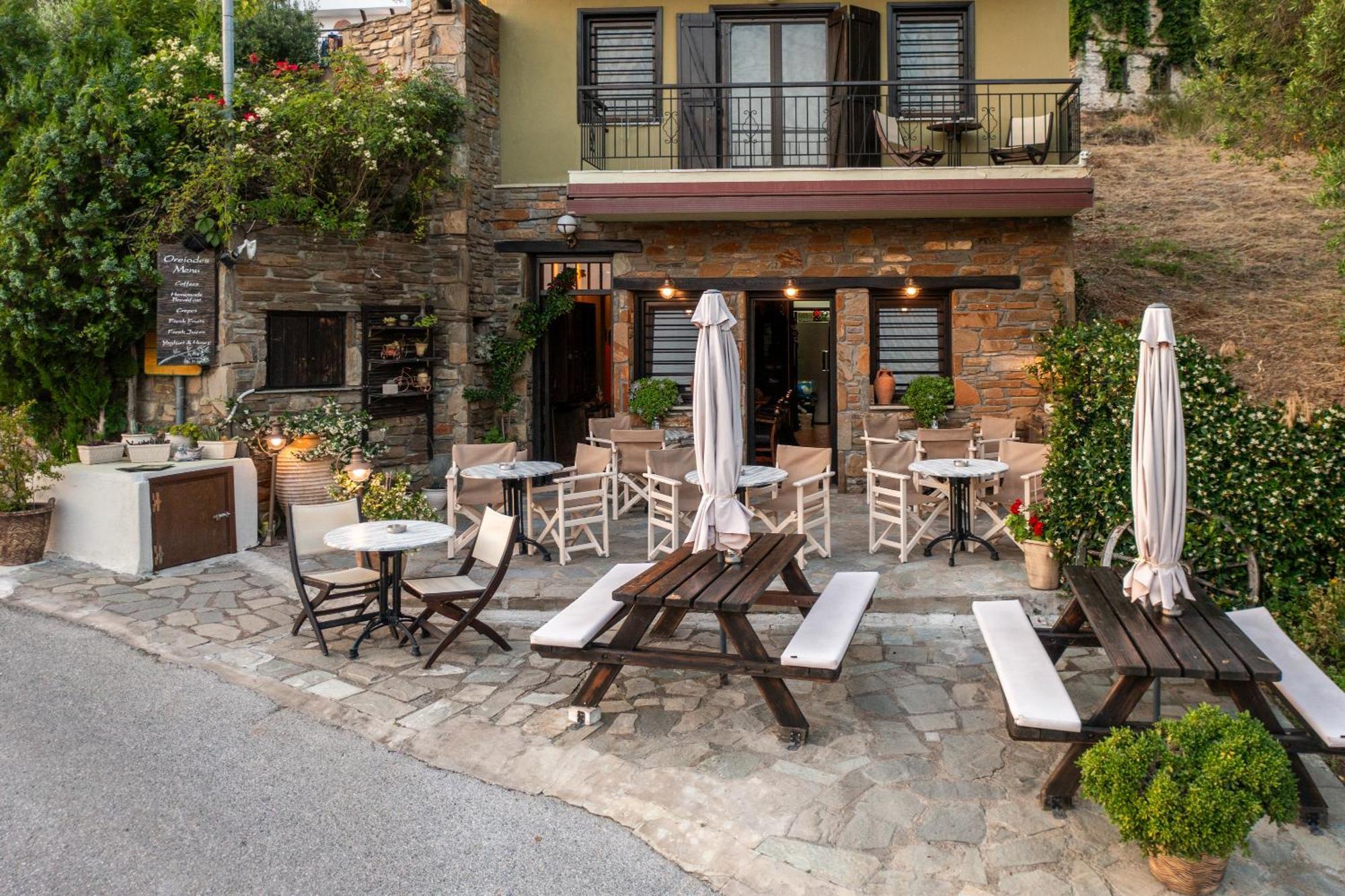 Oreiades Guesthouse Parthenón エクステリア 写真