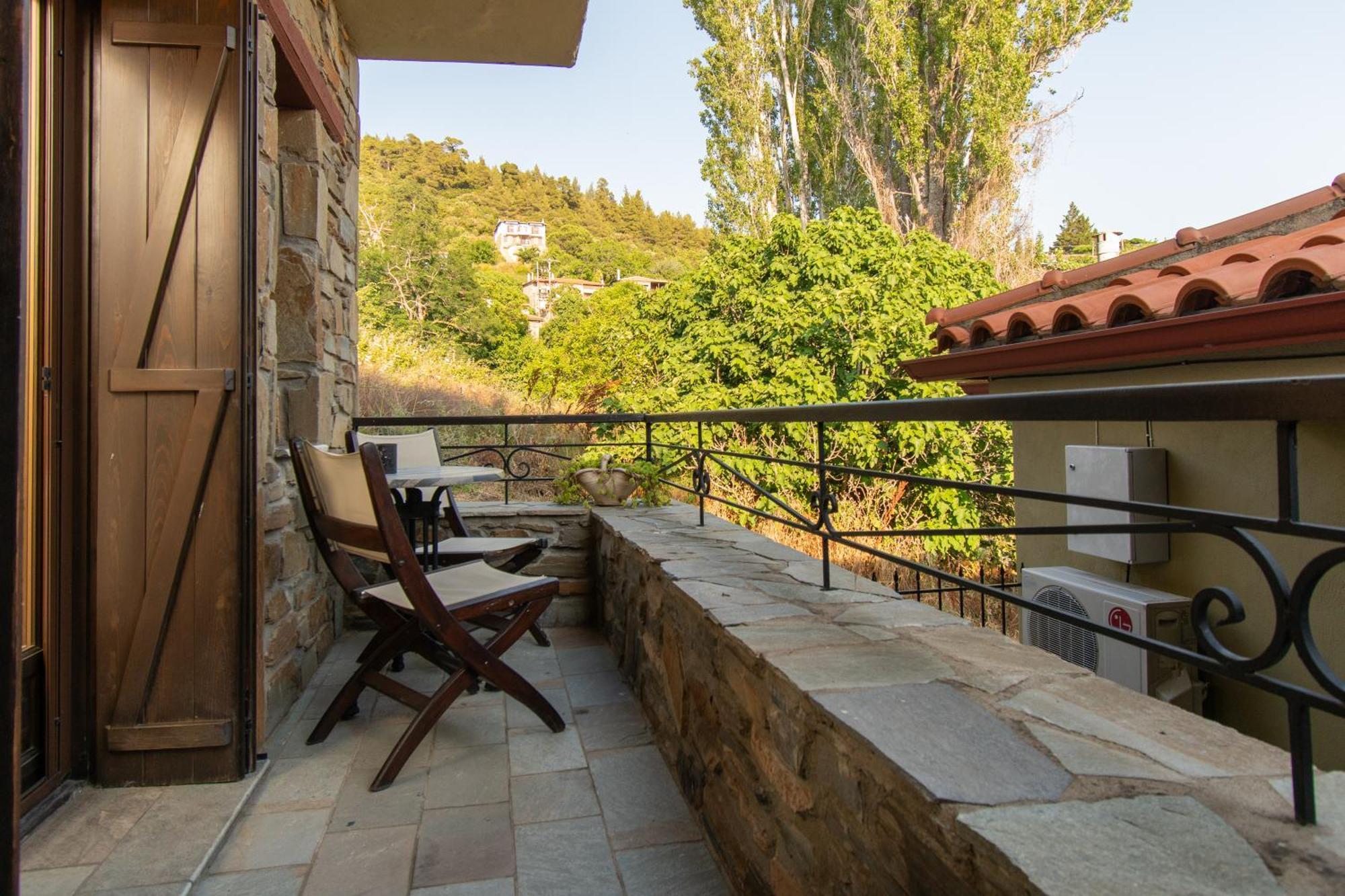 Oreiades Guesthouse Parthenón エクステリア 写真