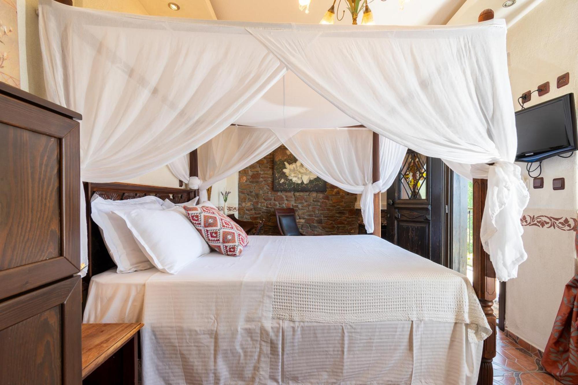Oreiades Guesthouse Parthenón エクステリア 写真