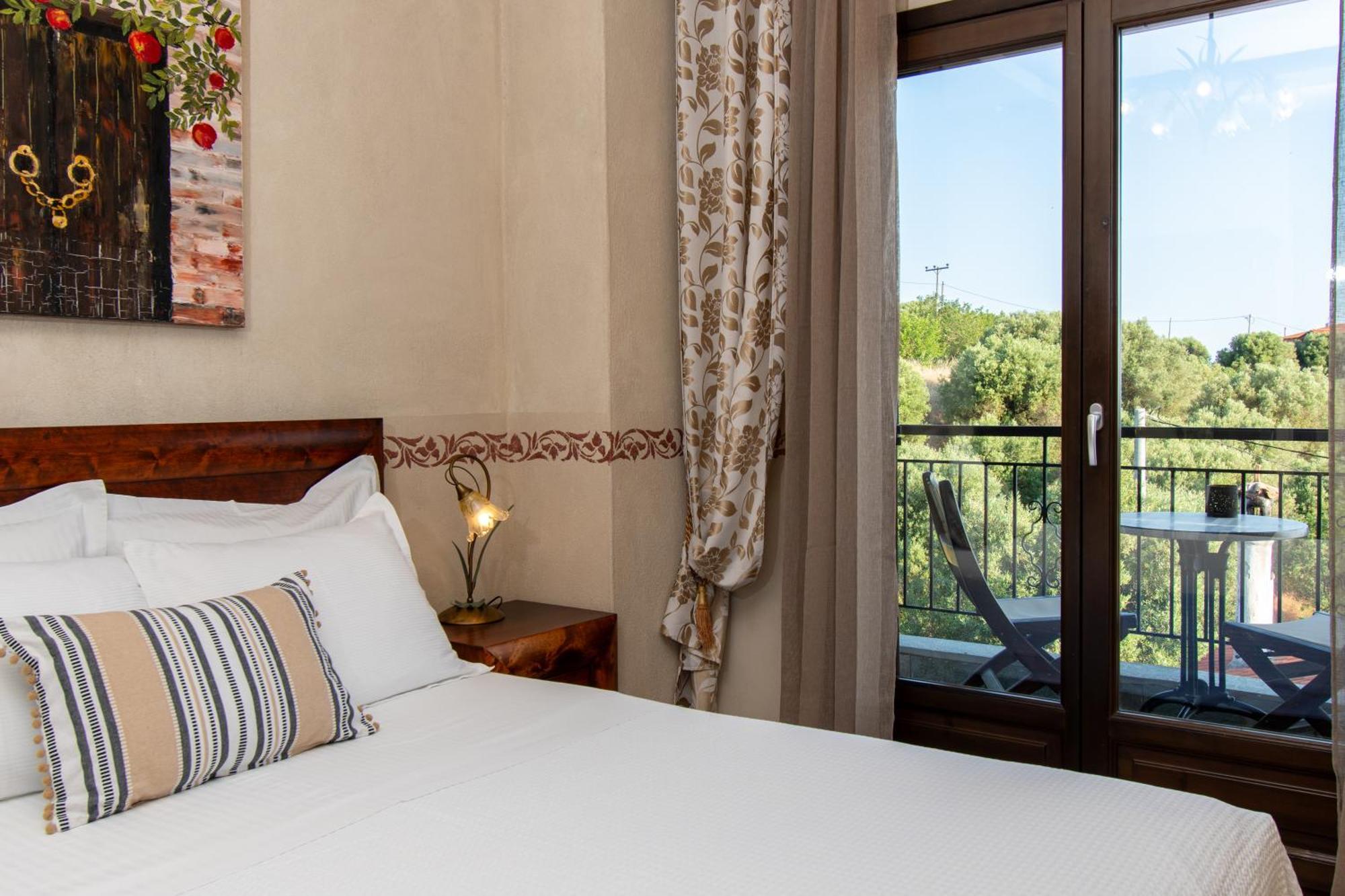 Oreiades Guesthouse Parthenón エクステリア 写真