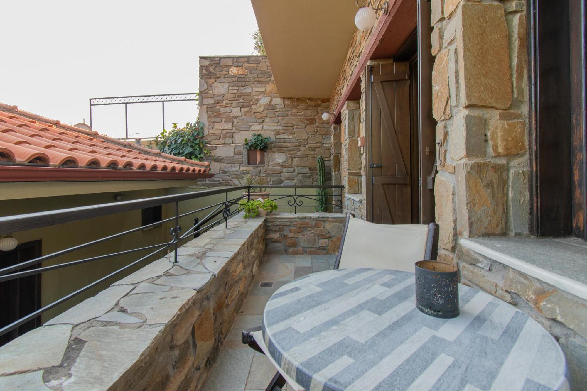 Oreiades Guesthouse Parthenón エクステリア 写真