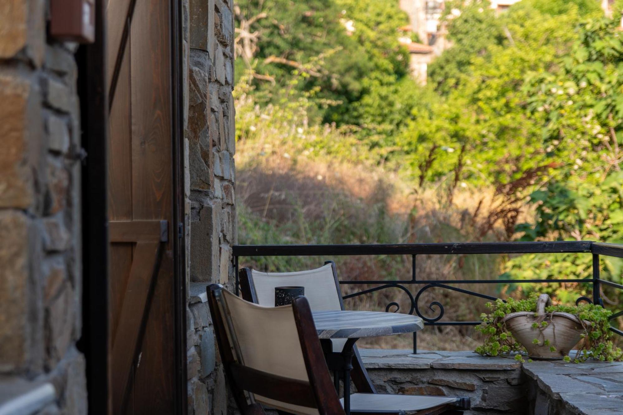 Oreiades Guesthouse Parthenón エクステリア 写真