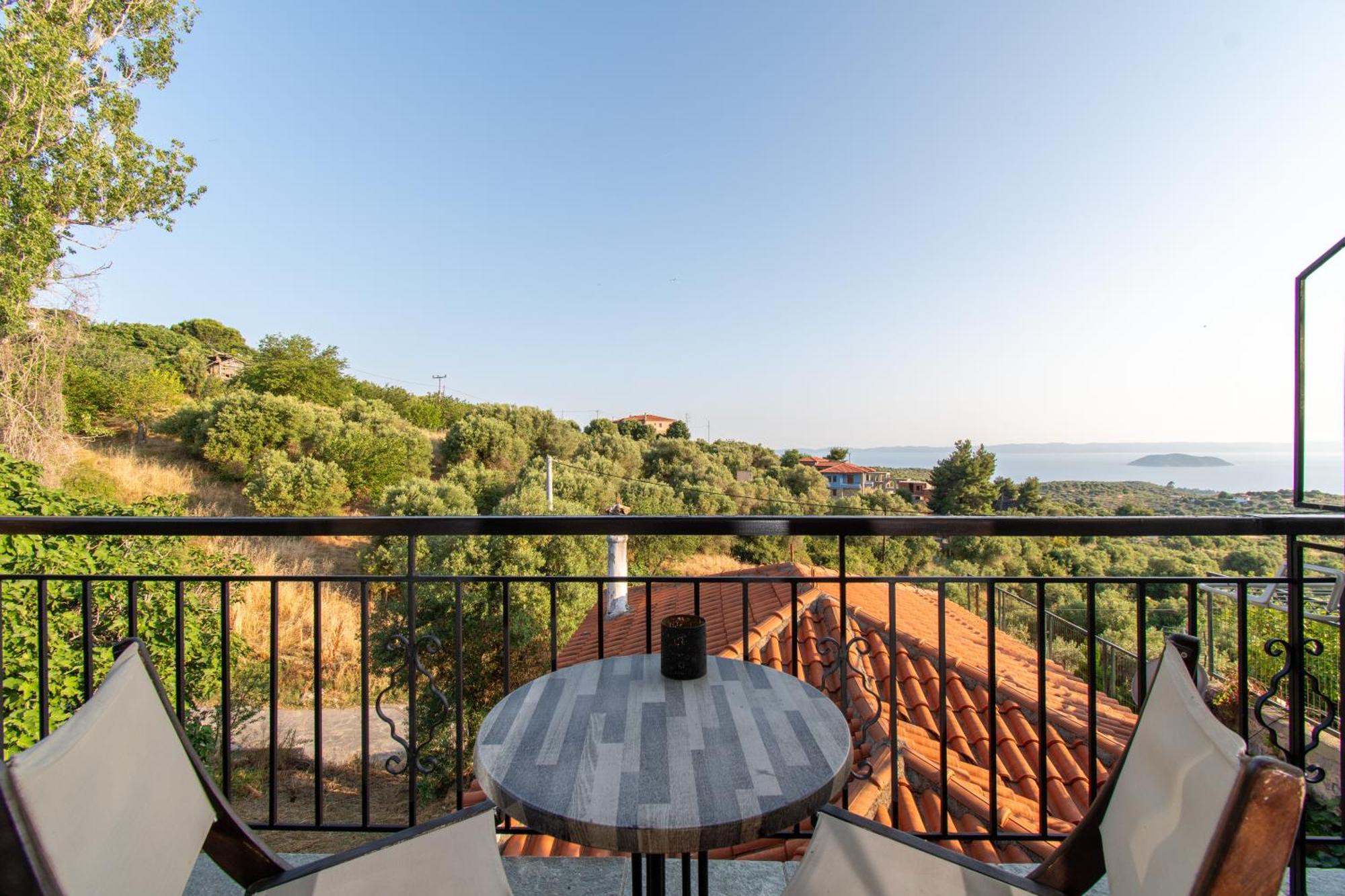 Oreiades Guesthouse Parthenón エクステリア 写真