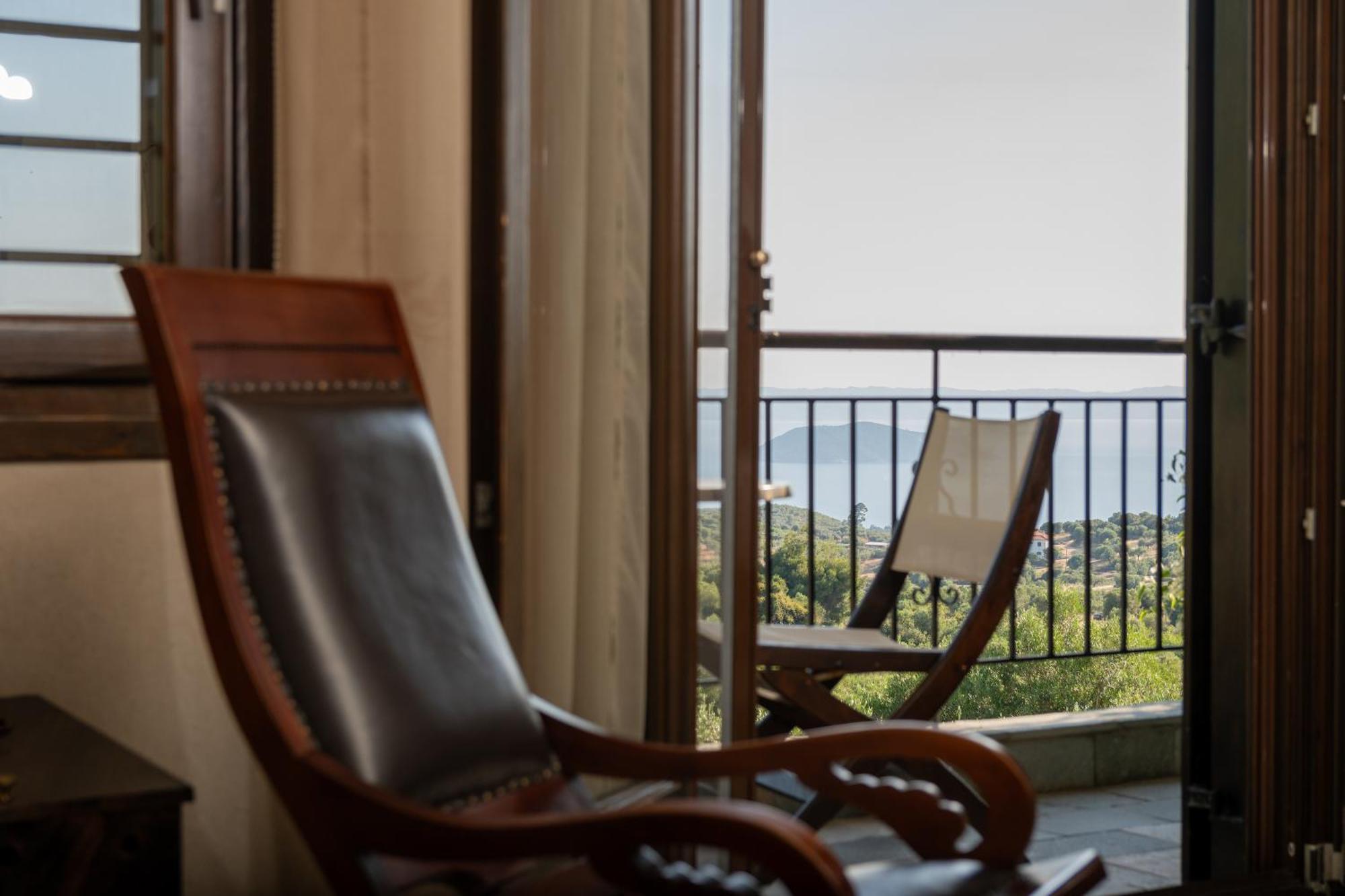 Oreiades Guesthouse Parthenón エクステリア 写真